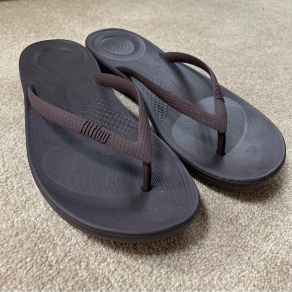 FITFLOP Women’s Size 7 Flip Flops - Picture 1 of 7